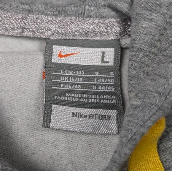 Vintage Nike FitDry Livestrong Full Zip Hoodie Grey Youth Size Large 12-14 - Picture 7 of 16